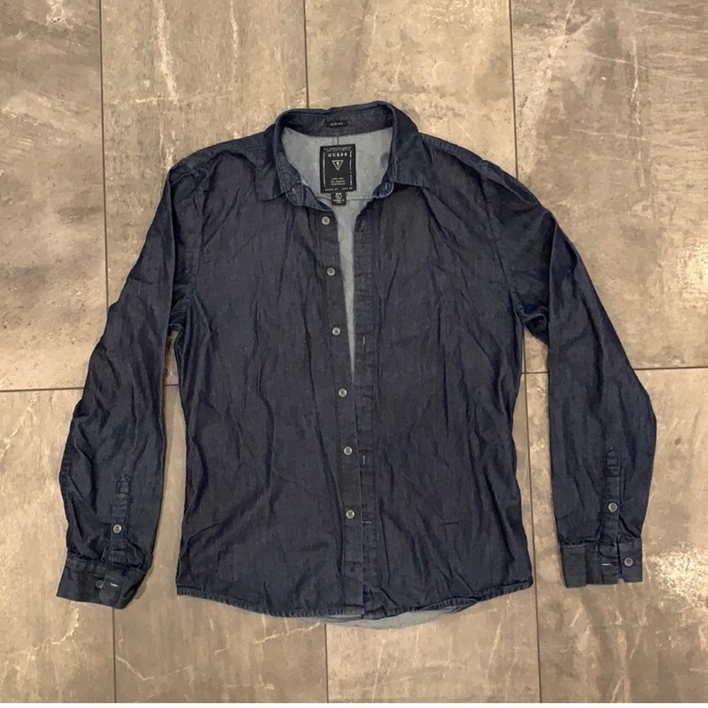 Guess Dark Blue Casual Button-Down Shirt size medium slim fit